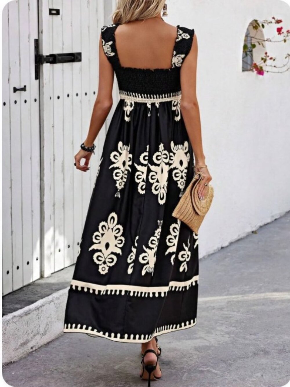 PRETTY GARDEN Women's Square Neck Sleeveless Maxi Dress - Picture 2 of 11